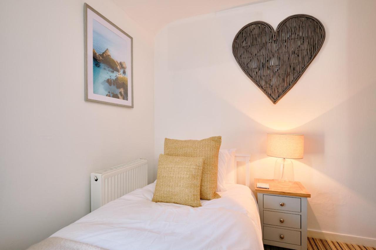 Finest Retreats - Scallop Cottage Porthleven Kültér fotó